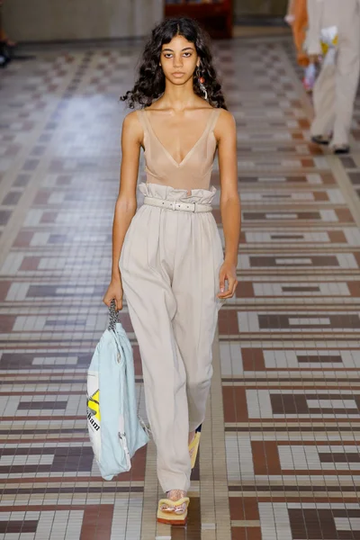 Look 20